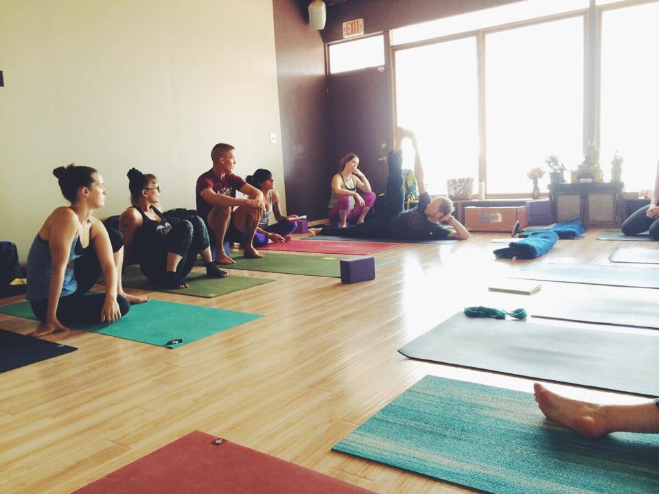 11825776_902272196475393_1978537585359054314_n