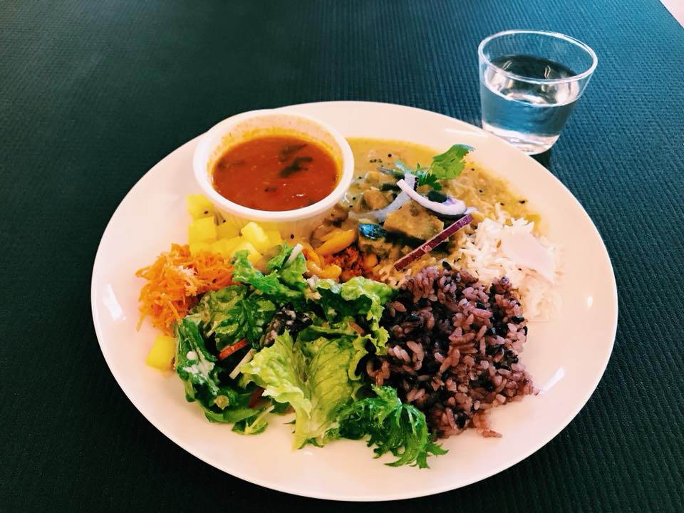 43425636_10212841685773362_3827919207769571328_n